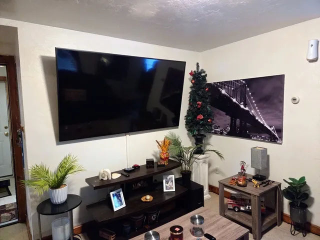 $650,000 | 122-124 Leighton Street, Fitchburg, MA 01420