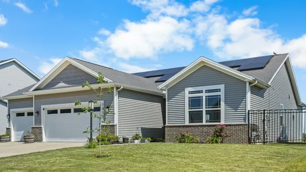 $499,900 | 1012 Declaration Drive, Savoy, IL 61874