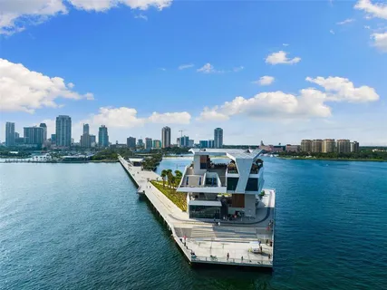 $765,000 | 10270 2nd Way North, St. Petersburg, FL 33716