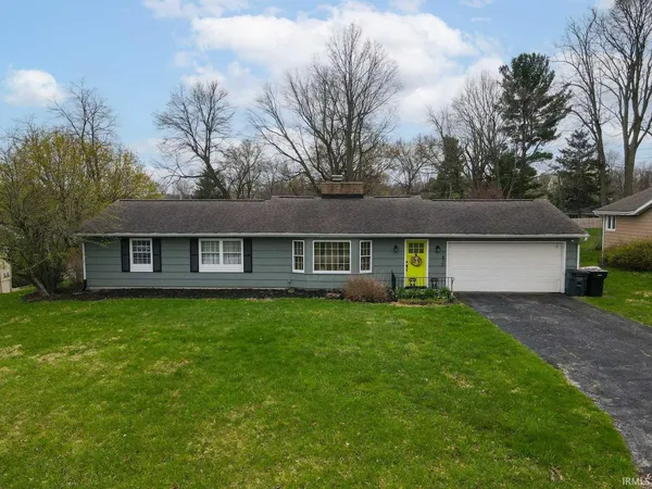 $239,900 | 1830 Denslow Drive, South Bend, IN 46614