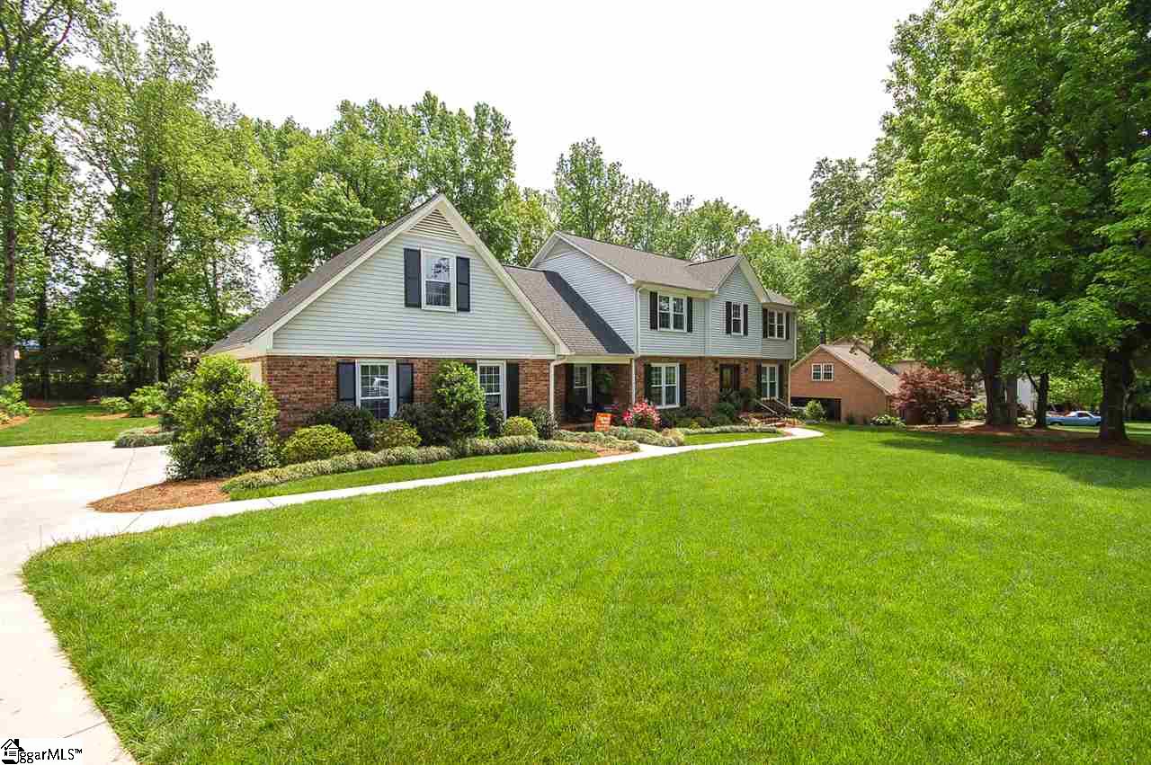 107 Middle Brook Road Greer, SC 29650 - Photo 2 of 35 Gallery Image 2