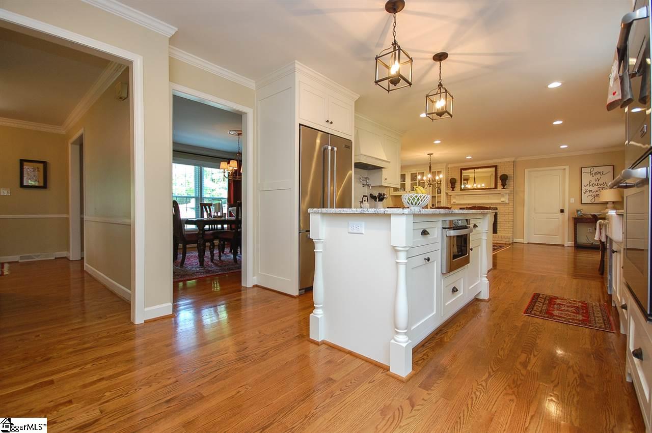 107 Middle Brook Road Greer, SC 29650 - Photo 7 of 35 Gallery Image 7