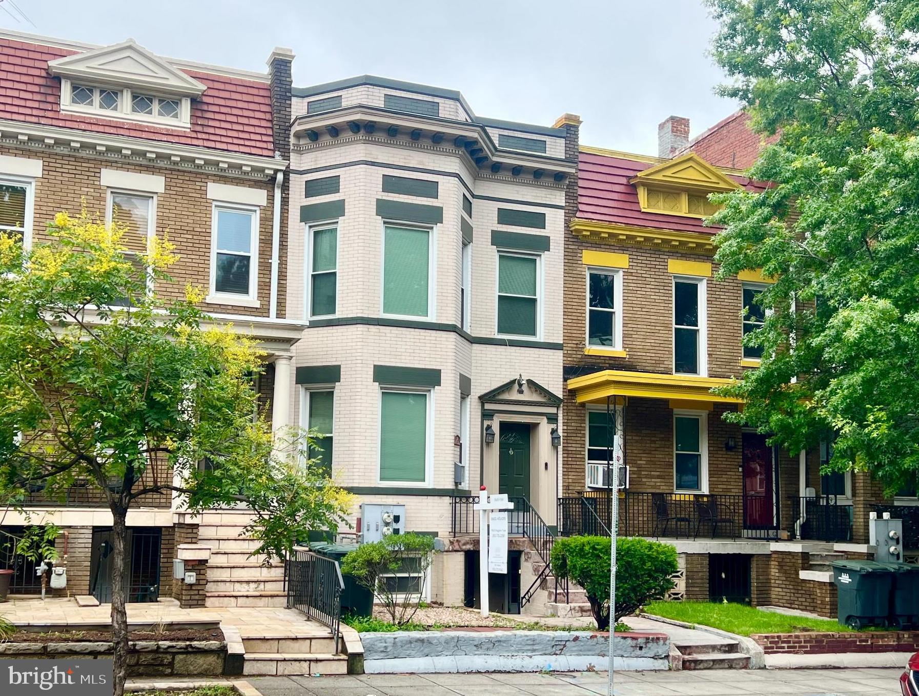 75 New York Avenue Northwest Washington, DC 20001 - Photo 32 of 32 a front view of a multi story building