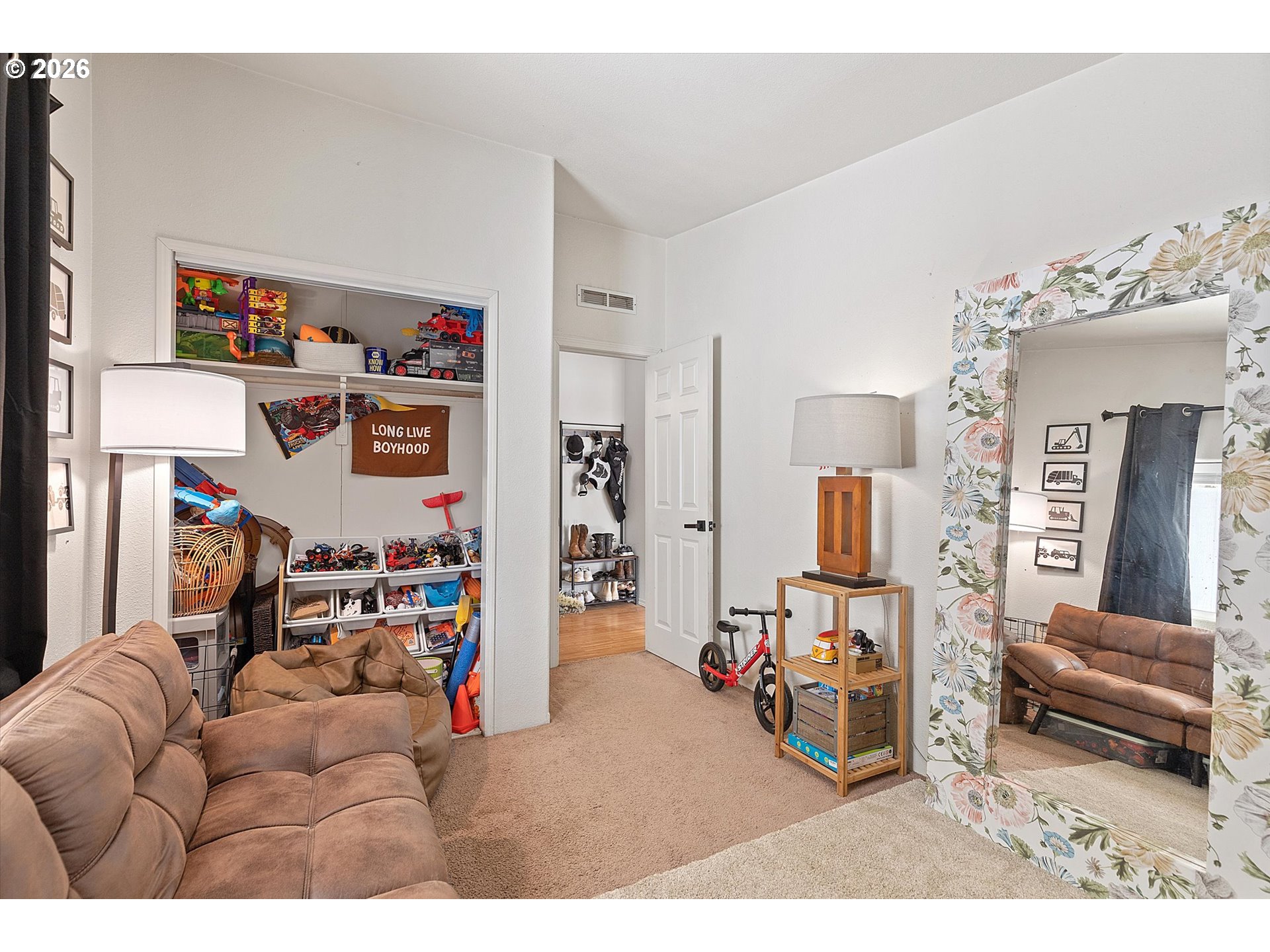 123 North Jade Way Otis, OR 97368 - Photo 19 of 35 Bedroom