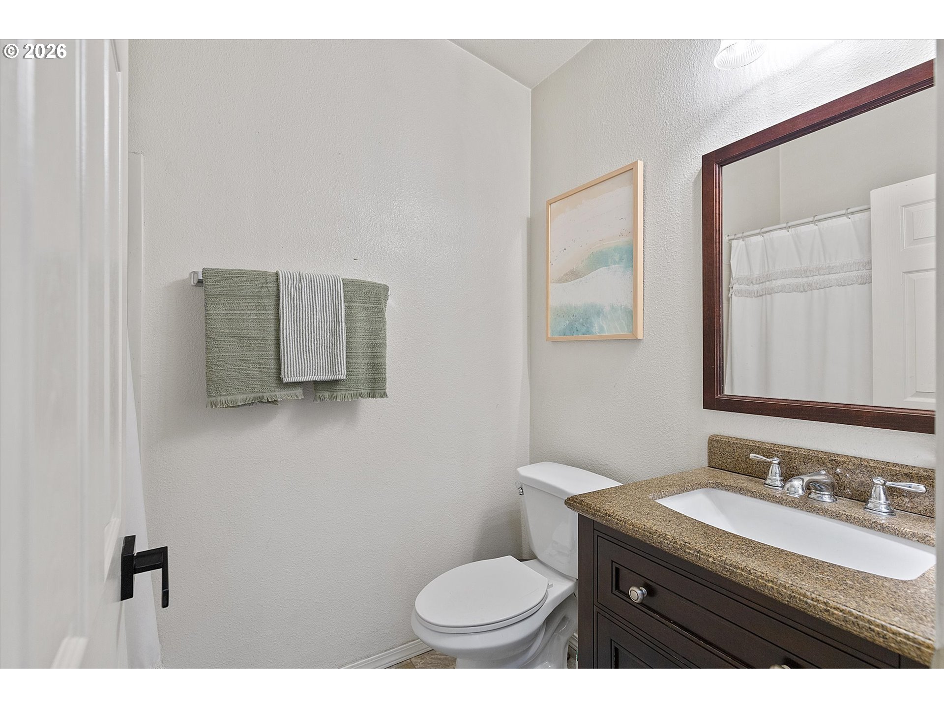 123 North Jade Way Otis, OR 97368 - Photo 20 of 35 Bathroom