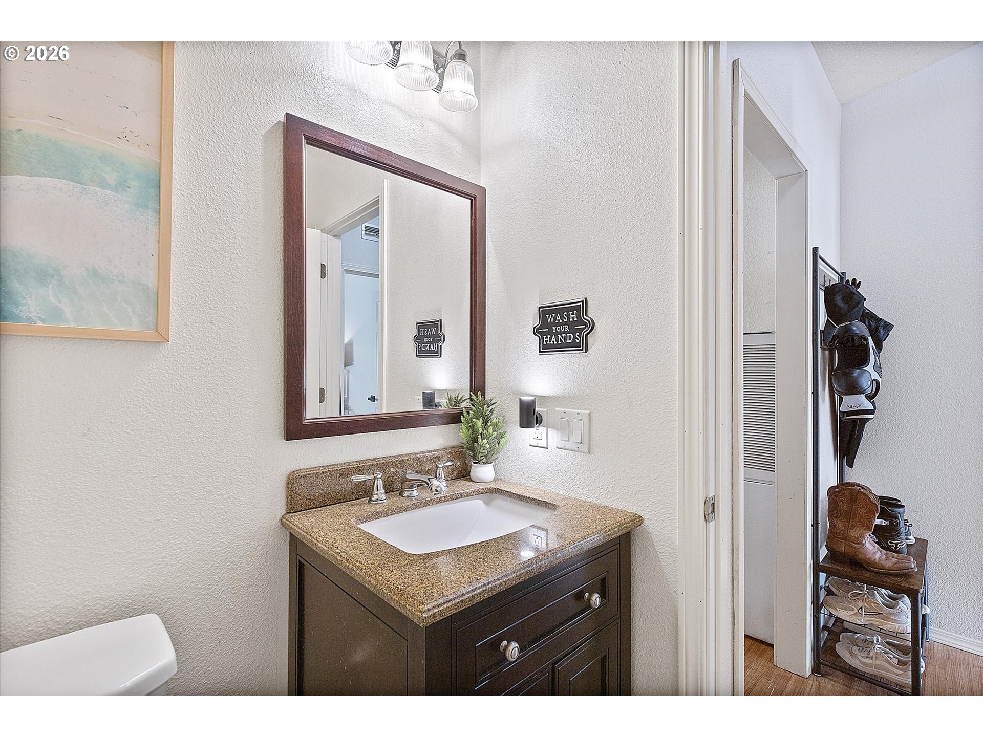 123 North Jade Way Otis, OR 97368 - Photo 21 of 35 Bathroom