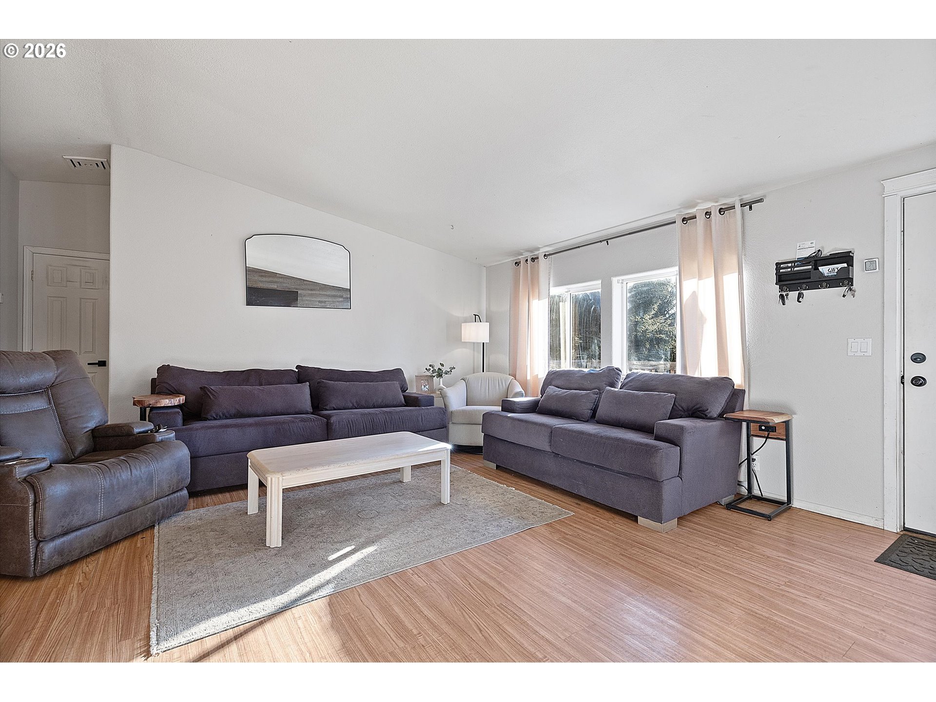 123 North Jade Way Otis, OR 97368 - Photo 3 of 35 Living Room