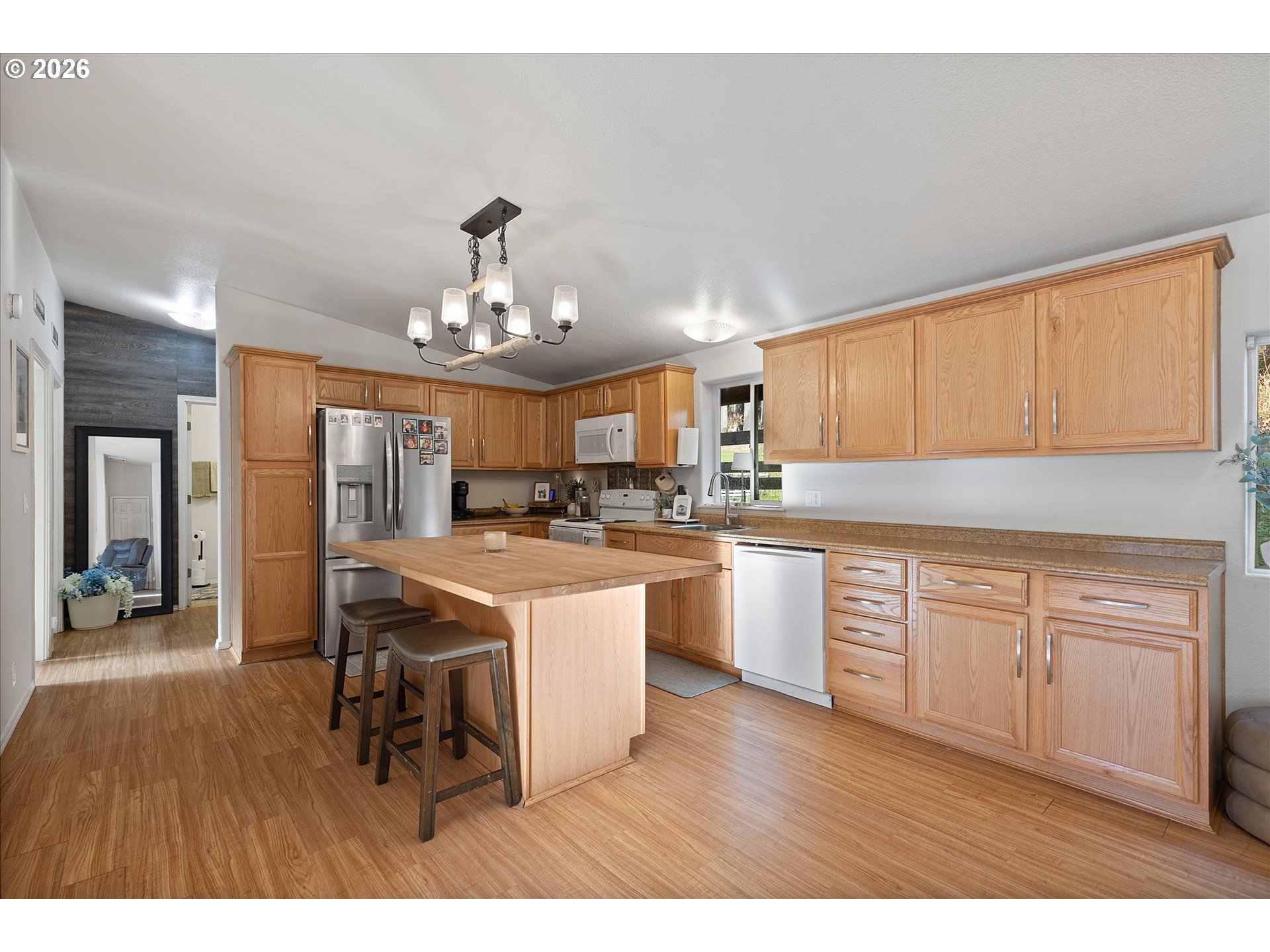 123 North Jade Way Otis, OR 97368 - Photo 7 of 35 Kitchen