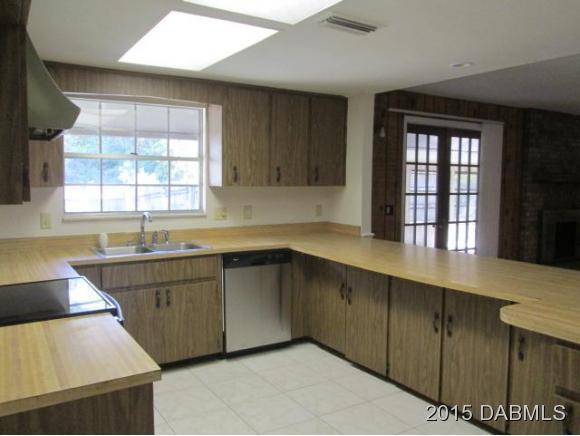 1861 South Pinedale Road Edgewater, FL 32141 - Photo 5 of 21 Additional Photo