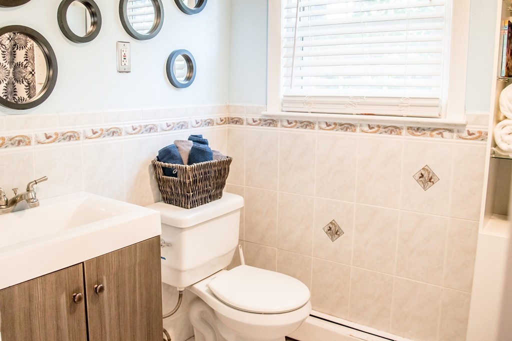 66 Anchor Road Lynn, MA 01904 - Photo 9 of 26 Gallery Image 9