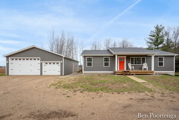 $450,000 | 18351 West Howard City-Edmore, Howard City, MI 49329