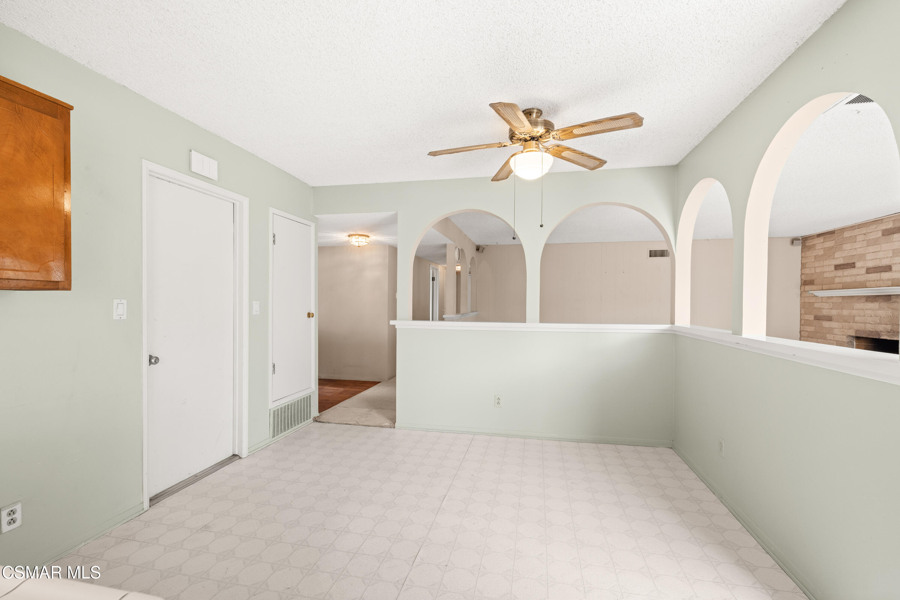 1877 Fred Avenue Simi Valley, CA 93065 - Photo 10 of 26 Fred Kit din 1