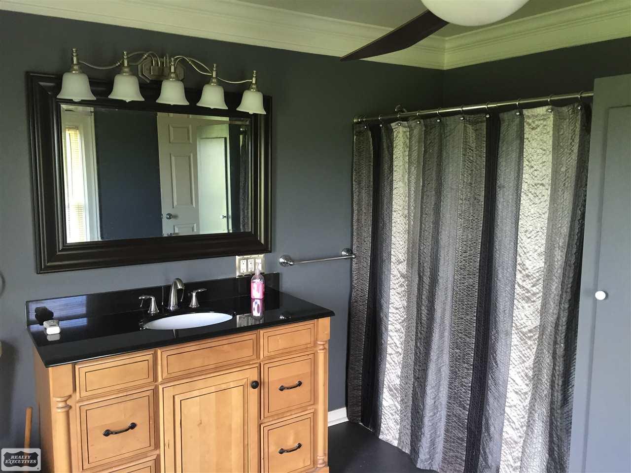 5049 Vincent Road North Street, MI 48049 - Photo 12 of 20 31314382-11.JPG