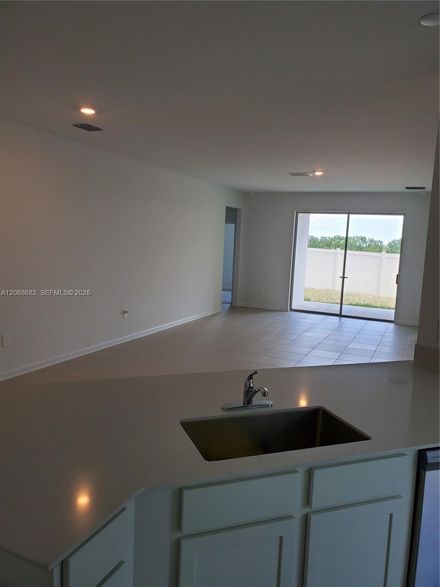 2455 Bluestone Road Haines City, FL 33844 - Photo 5 of 20 Gallery Image 5