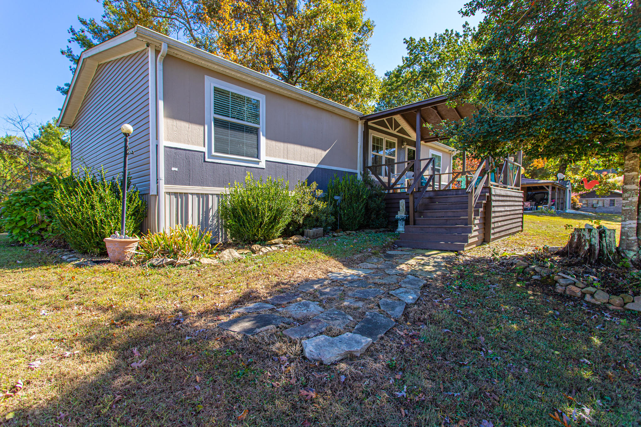 229 Fox Jones Road Lancing, TN 37770 - Photo 5 of 33 229FoxJones-31