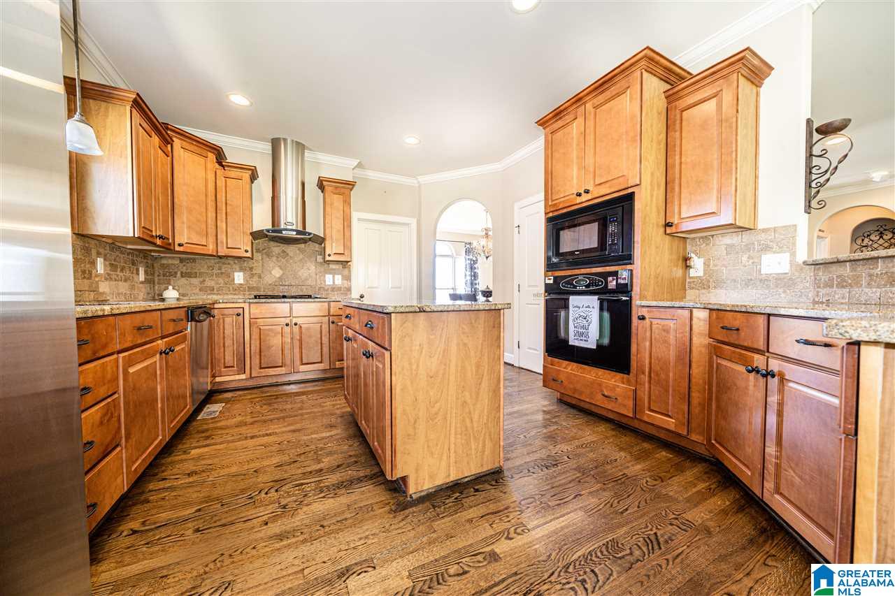 1109 Rushing Parc Drive Birmingham, AL 35244 - Photo 7 of 46 Gallery Image 7