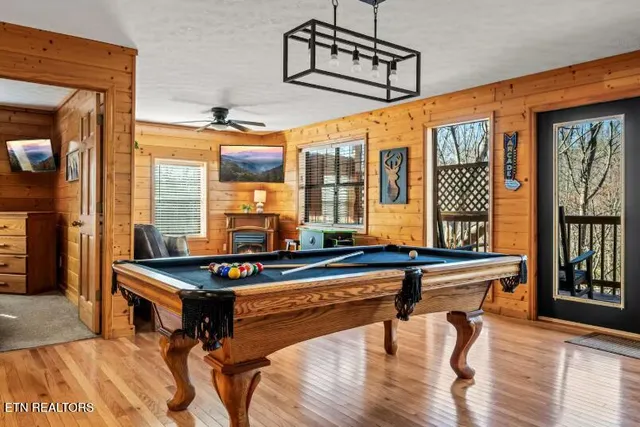 $849,900 | 1615 Pinewood Way, Sevierville, TN 37862