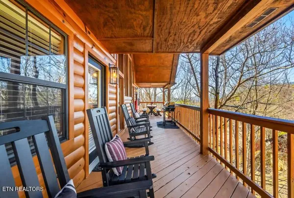 $799,900 | 1615 Pinewood Way, Sevierville, TN 37862