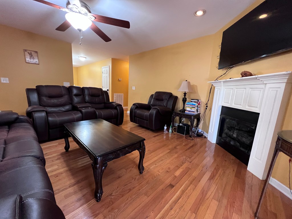 1420 Threadmill Road Dalton, GA 30720 - Photo 2 of 21 Gallery Image 2