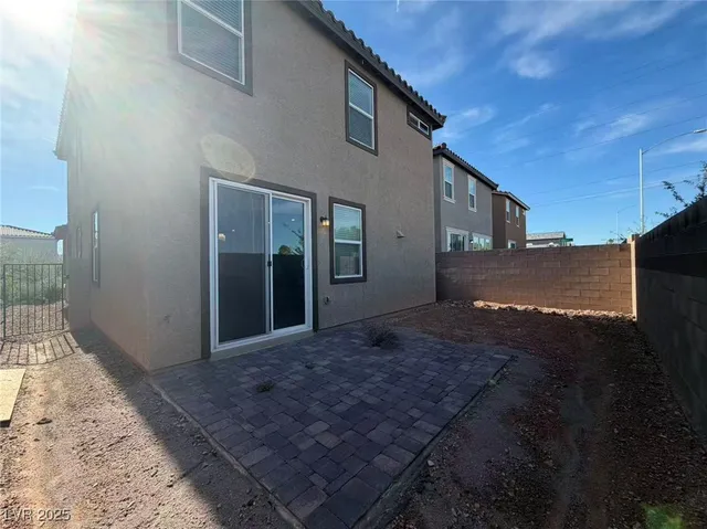 $2,190 | 5168 Kaslo Avenue, Las Vegas, NV 89139