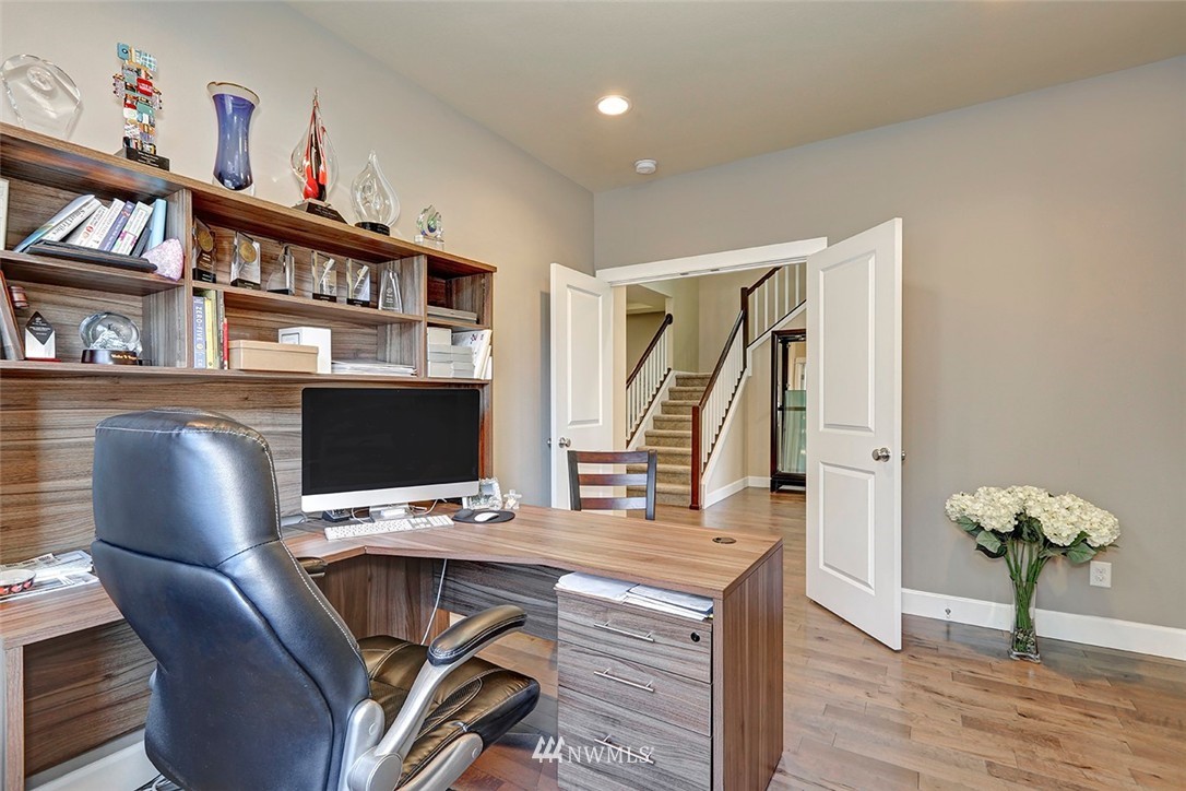 11018 Southeast 184th Place Renton, WA 98055 - Photo 18 of 25 Gallery Image 18