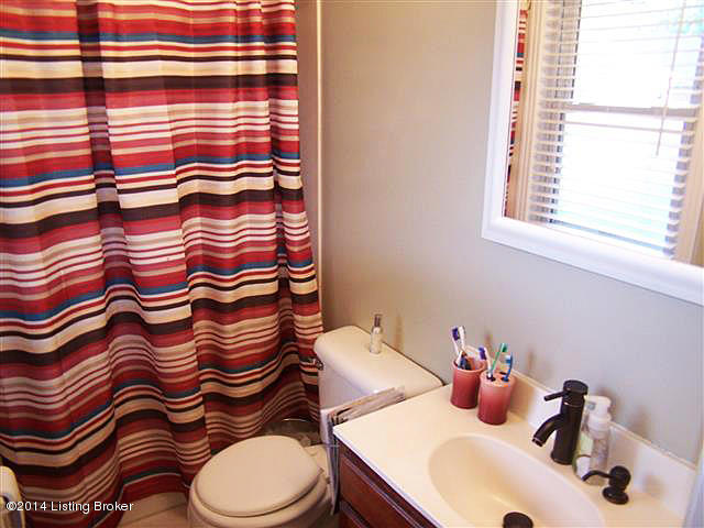 3533 Hanover Road Louisville, KY 40207 - Photo 25 of 37 mbath 1