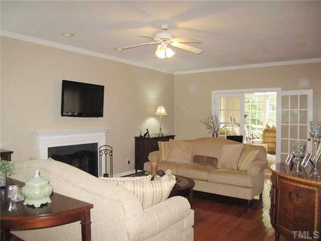 2401 Sunnystone Way Raleigh, NC 27613 - Photo 5 of 19 Living Room