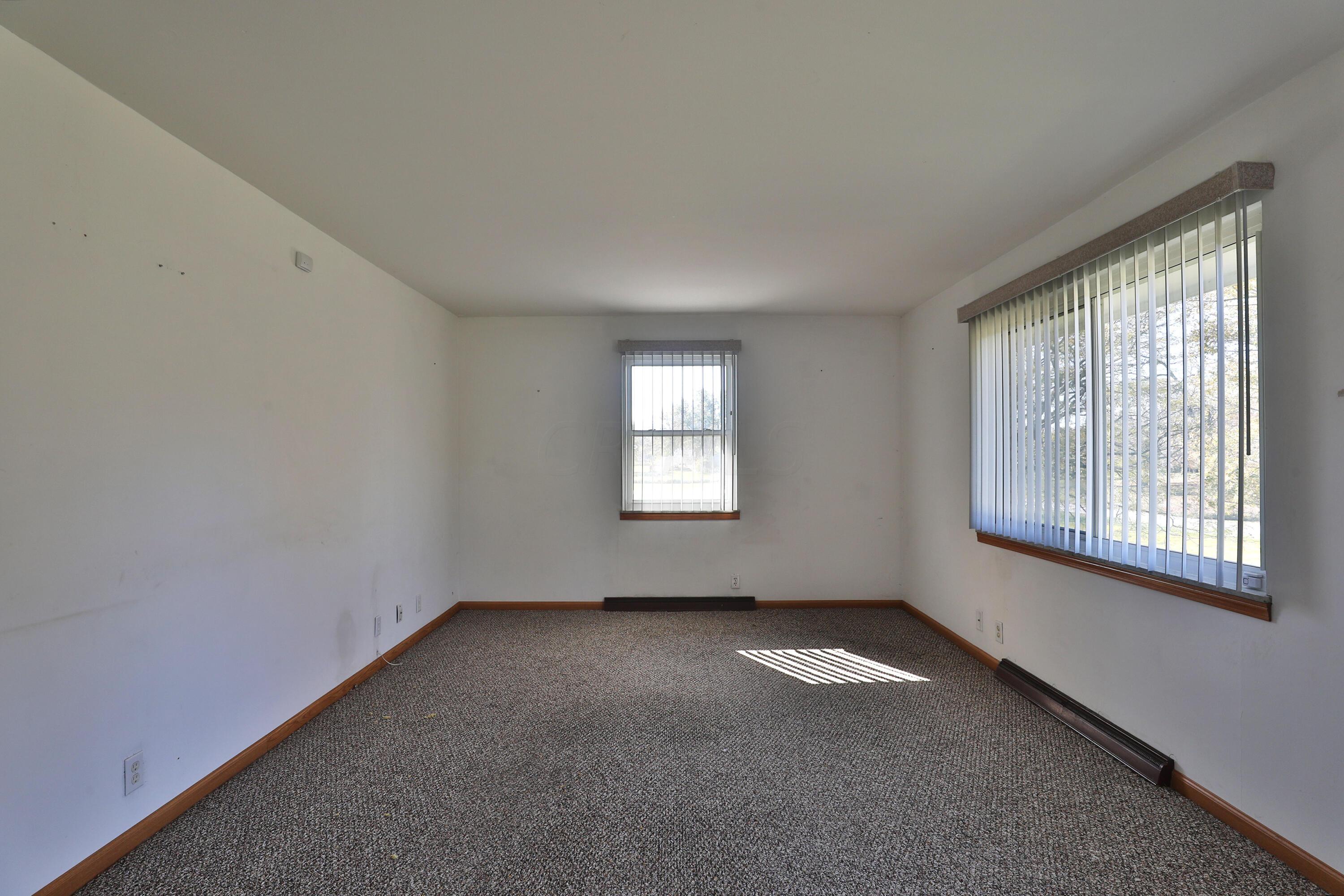 4036 Larue-Prospect Road South Prospect, OH 43342 - Photo 13 of 26 4036-LarueProspectS-007