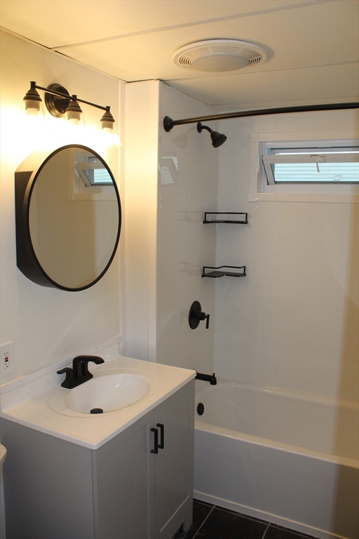 415 Commercial Street, Unit 1 Braintree, MA 02184 - Photo 5 of 11