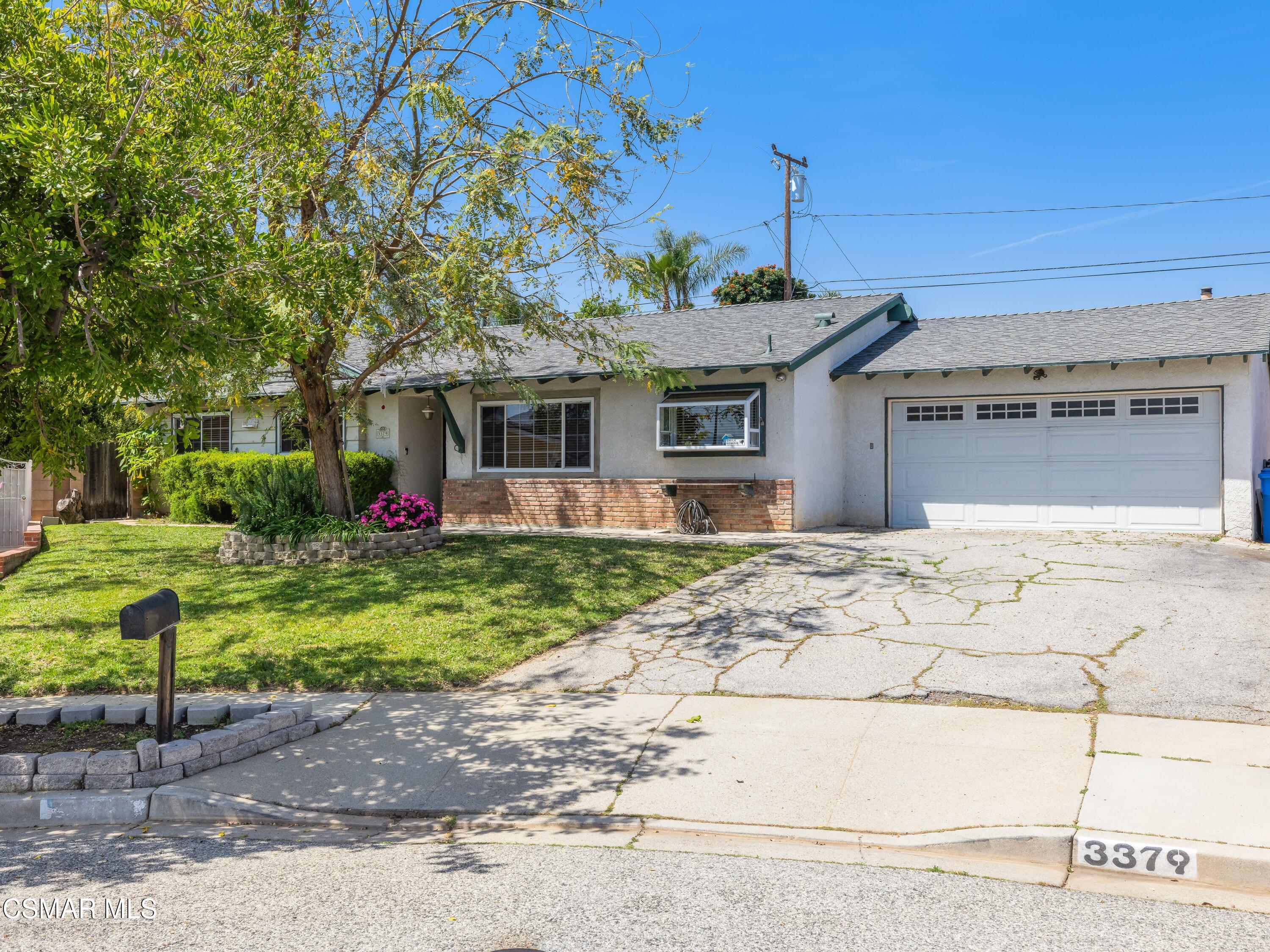 3379 Weatherford Court Simi Valley, CA 93063 - Photo 1 of 39 a front view of house with yard