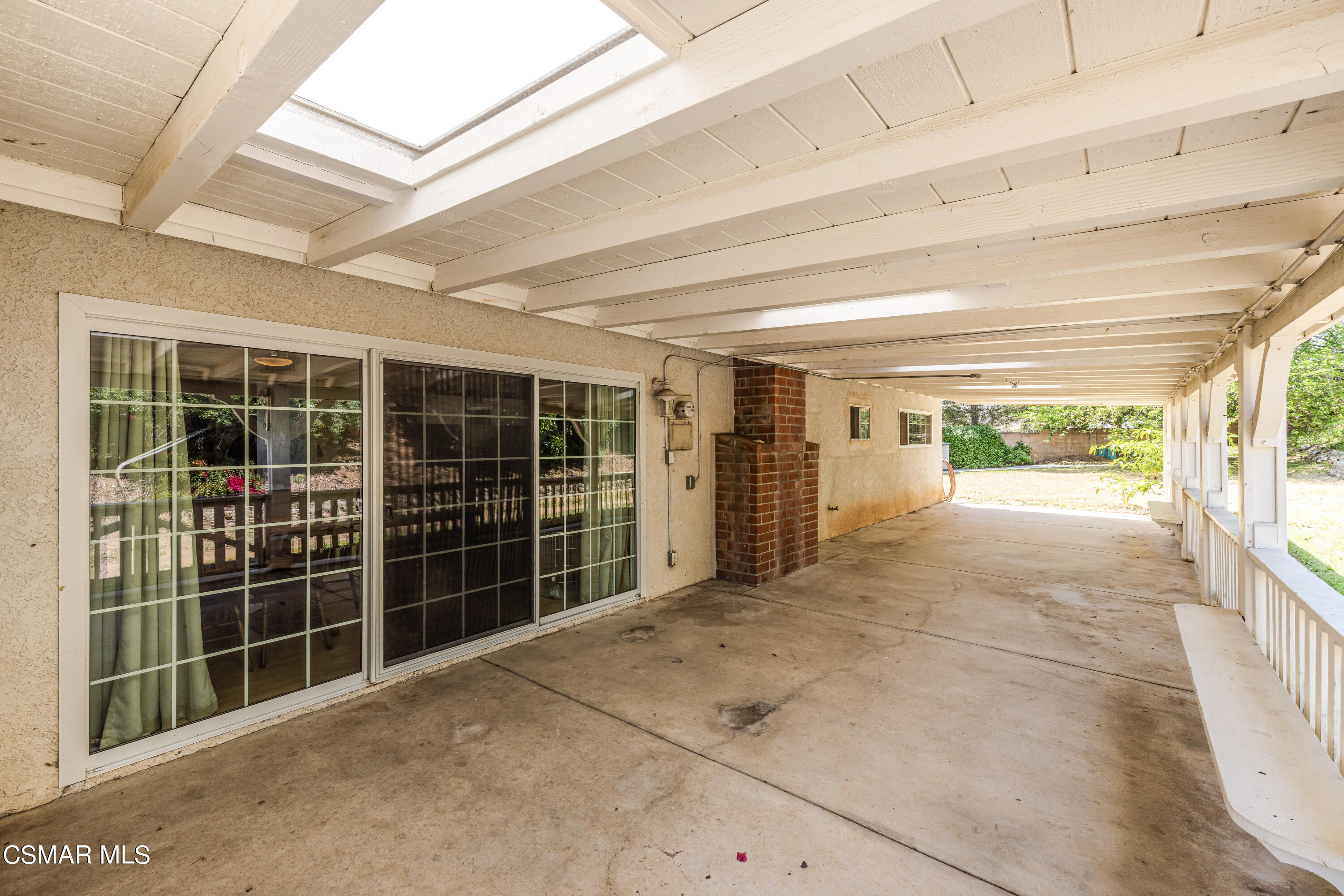 3379 Weatherford Court Simi Valley, CA 93063 - Photo 7 of 39 a view of empty room with windows