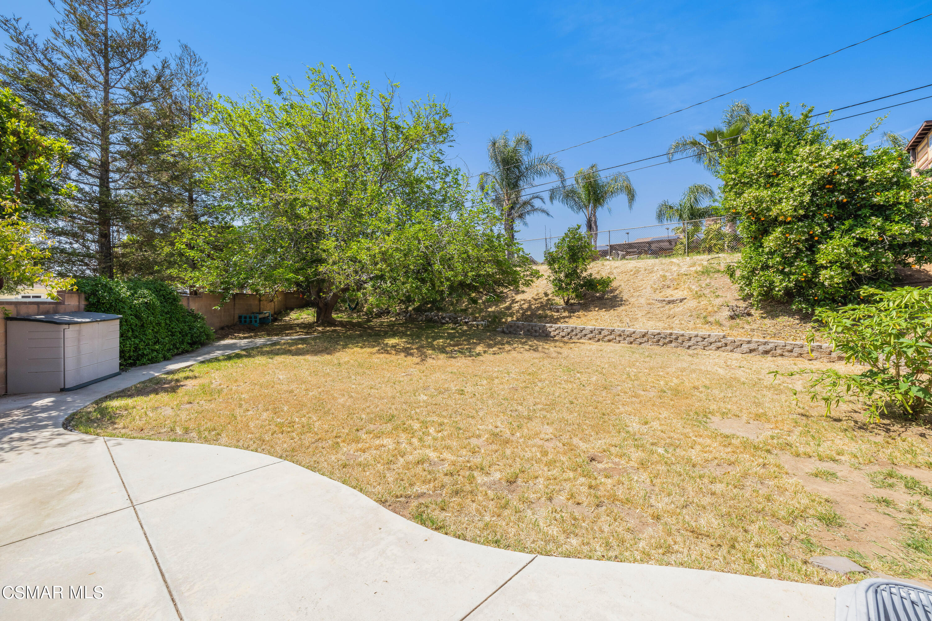 3379 Weatherford Court Simi Valley, CA 93063 - Photo 9 of 39 a view of a backyard