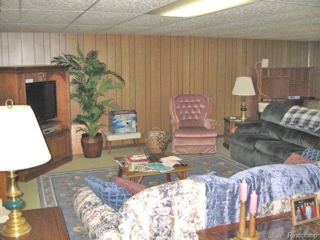 13724 Martin Road Warren, MI 48088 - Photo 13 of 19 IMG_4695
