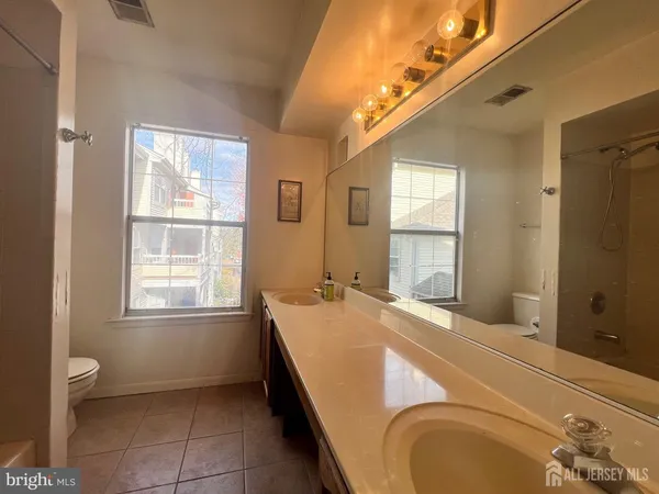 $2,450 | 106 Heritage Boulevard, Unit 7, Princeton, NJ 08540