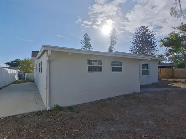 $2,899 | Undisclosed Address, St. Petersburg, FL 33705