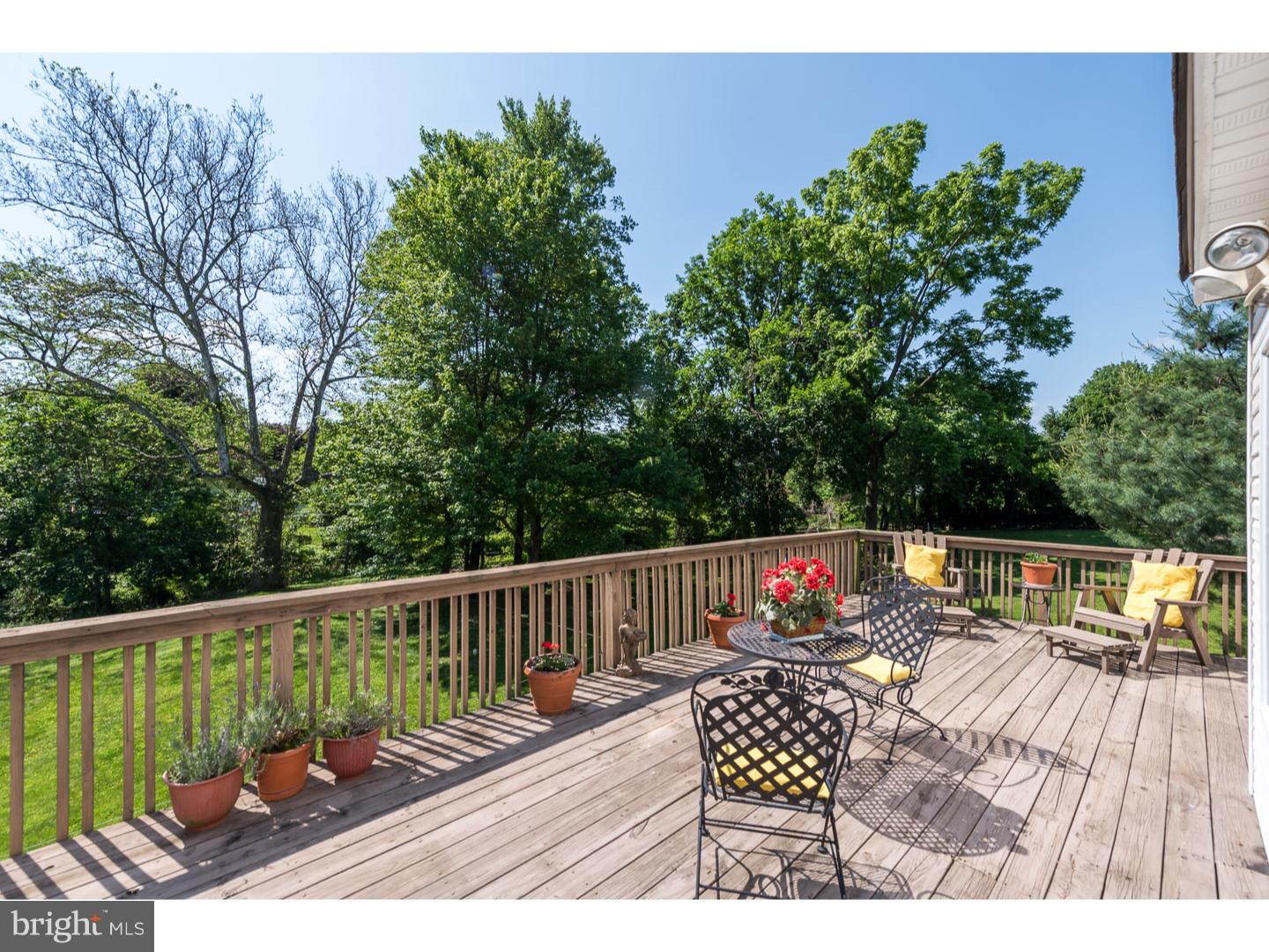 305 West Knowlton Road Aston, PA 19014 - Photo 13 of 25 Deck