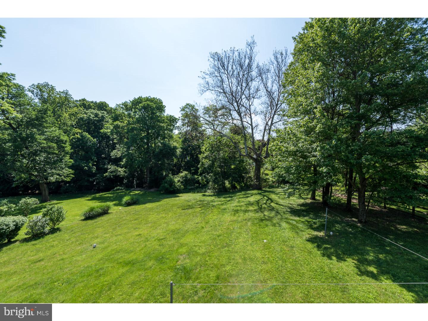 305 West Knowlton Road Aston, PA 19014 - Photo 14 of 25 Back Yard