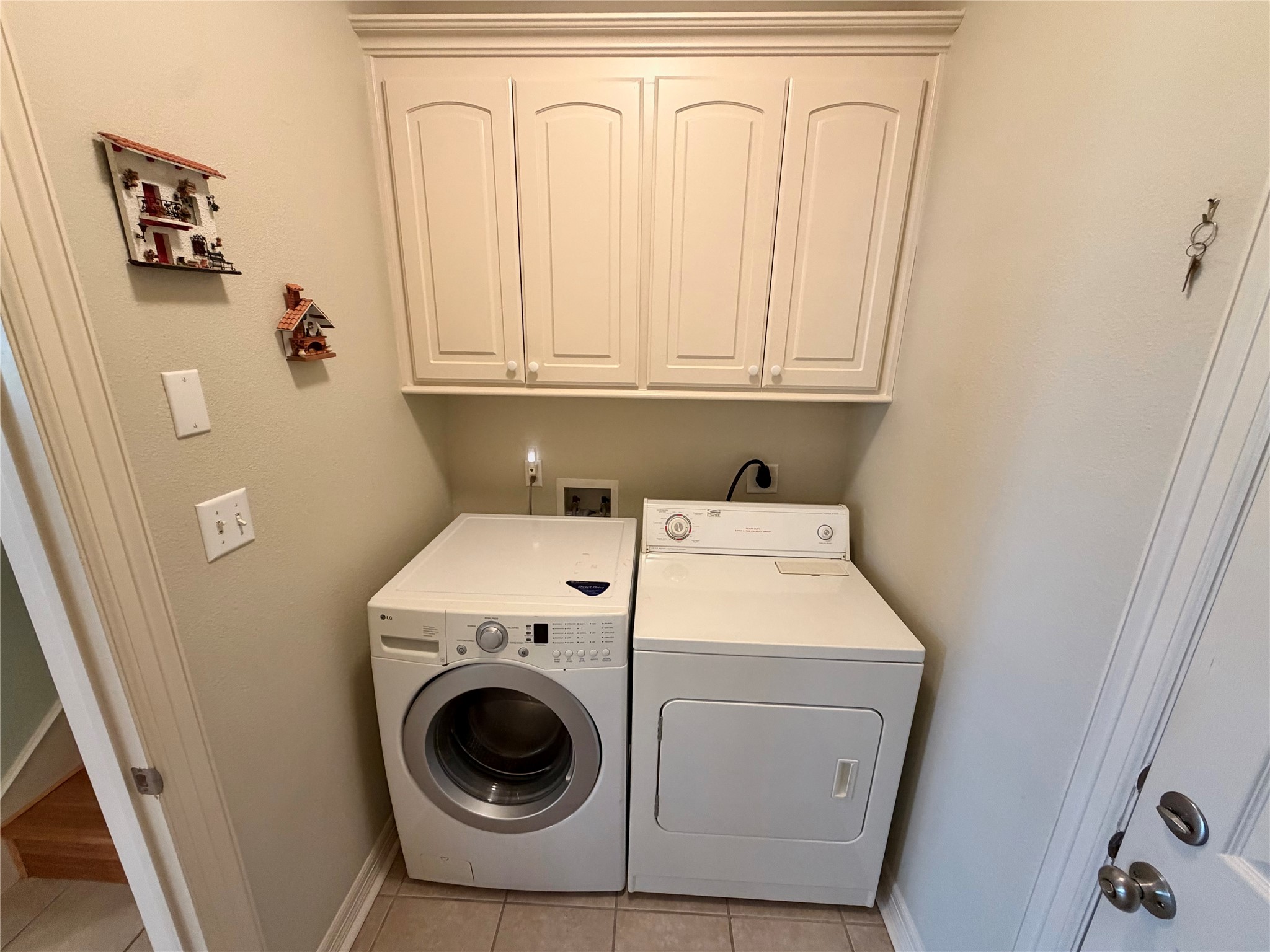 1448 South Blue Bonnet Lane Angleton, TX 77515 - Photo 31 of 43 Indoor Utility Room