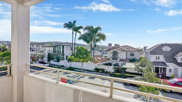 $16,500 | 243 Poppy Avenue, Corona del Mar, CA 92625