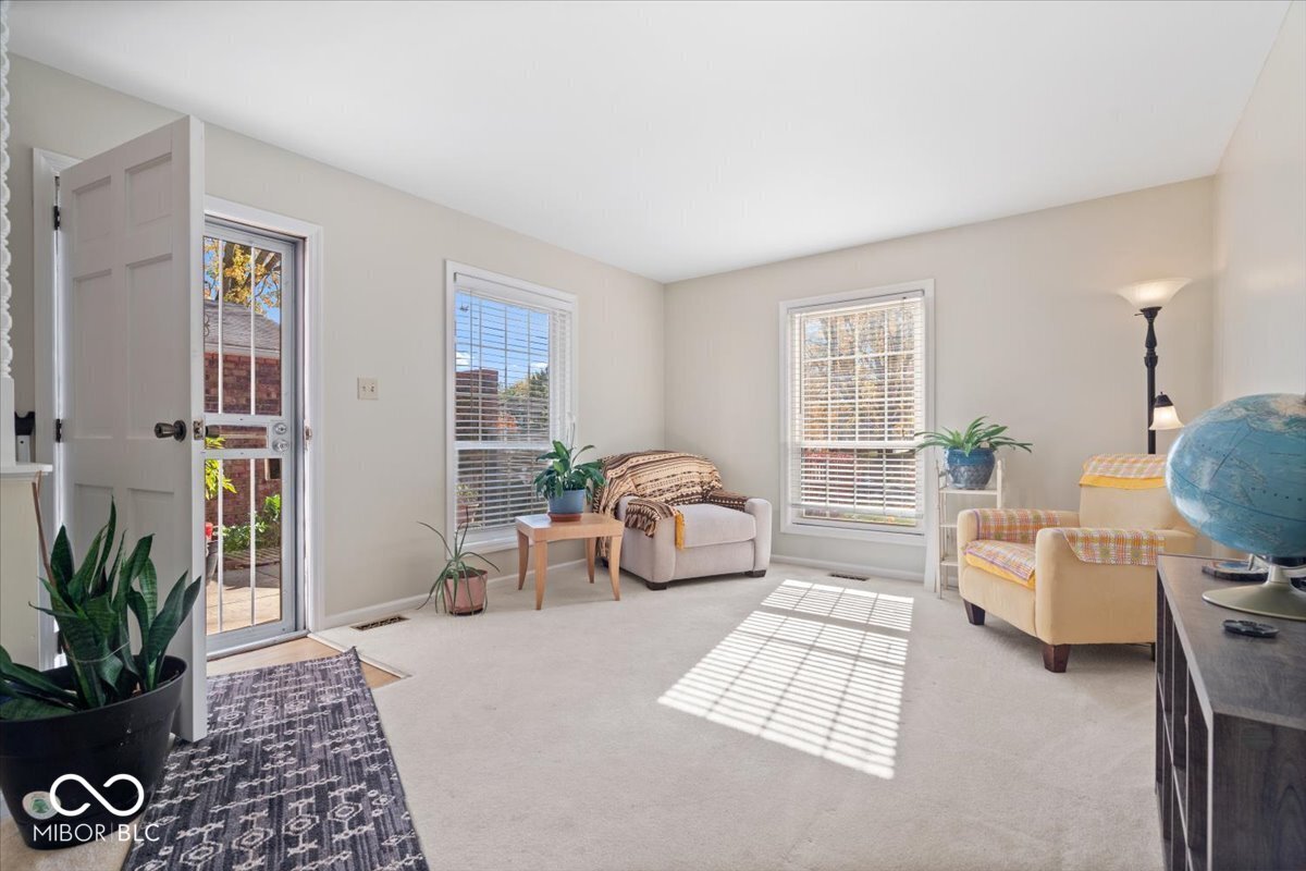 4604 West 47th Street Indianapolis, IN 46254 - Photo 4 of 41