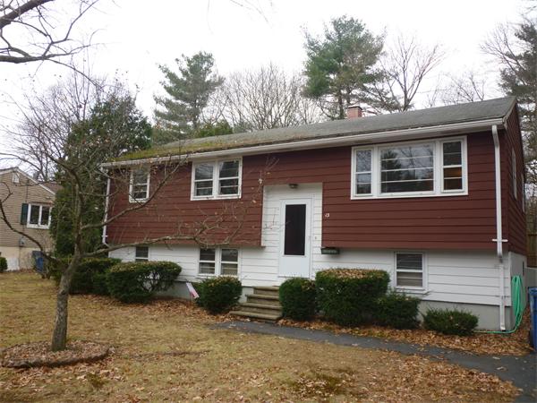 13 Norman Road Billerica, MA 01821 - Photo 2 of 19