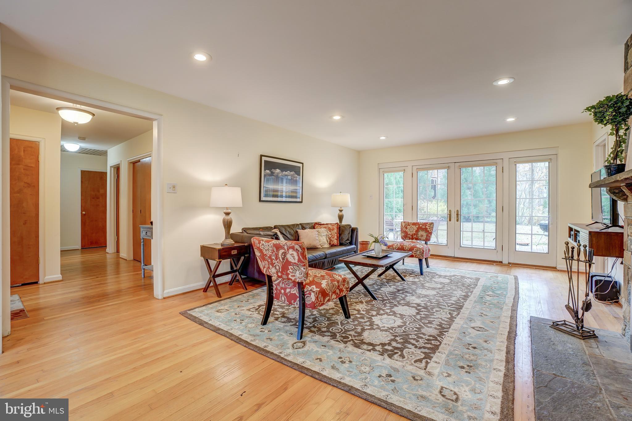 9210 Manchester Road Silver Spring, MD 20901 - Photo 8 of 52