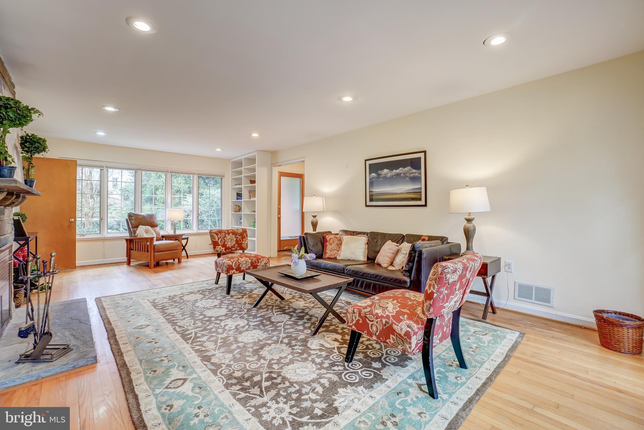 9210 Manchester Road Silver Spring, MD 20901 - Photo 10 of 52