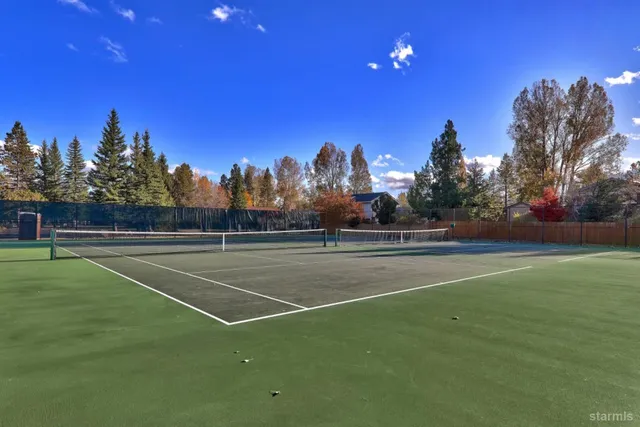a view of a tennis court