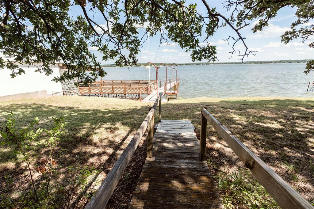 722 Storey Road Nocona, TX 76255 - Photo 4 of 38