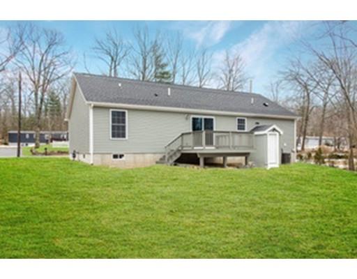 43 Folly Mill Road Salisbury, MA 01952 - Photo 3 of 28 Gallery Image 3