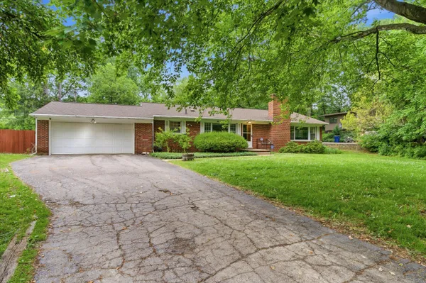 $869,000 | 2687 Apple Way, Ann Arbor, MI 48104