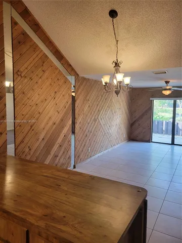 $2,300 | 6963 Southwest 40th Street, Unit 6R, Miramar, FL 33023