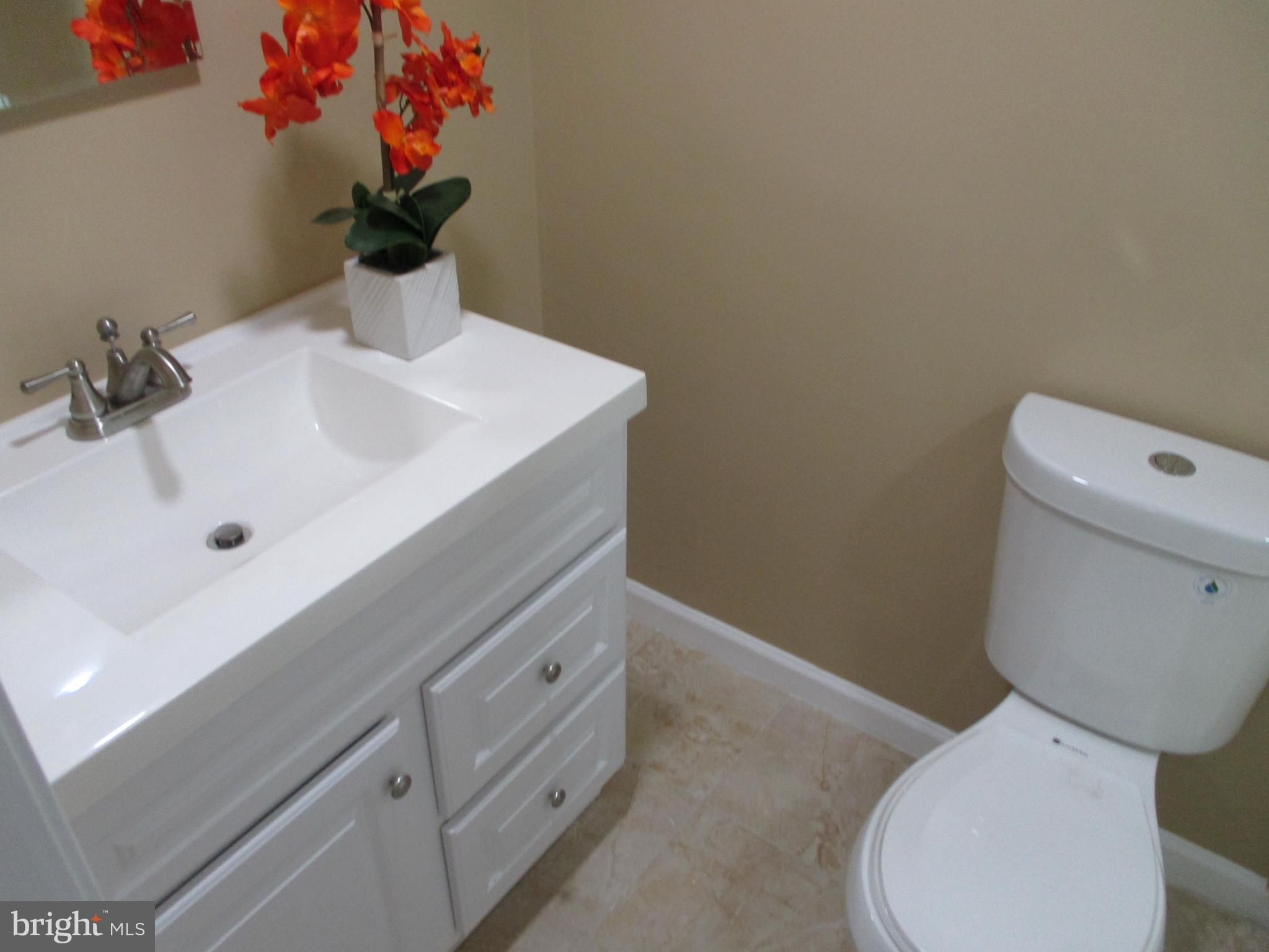 301 Byberry Road, Unit A29 Philadelphia, PA 19116 - Photo 27 of 49 Master Bath