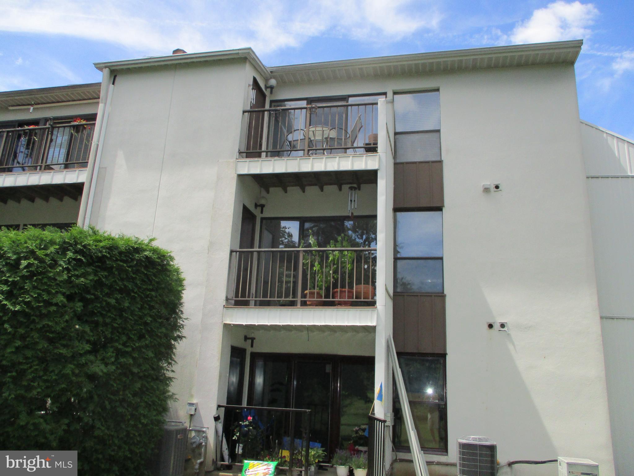 301 Byberry Road, Unit A29 Philadelphia, PA 19116 - Photo 31 of 49 2nd floor living room balcony